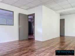 Bureau 97m²