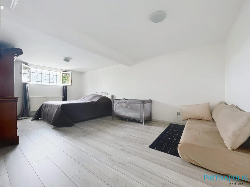 Chambre sous-sol AVANT