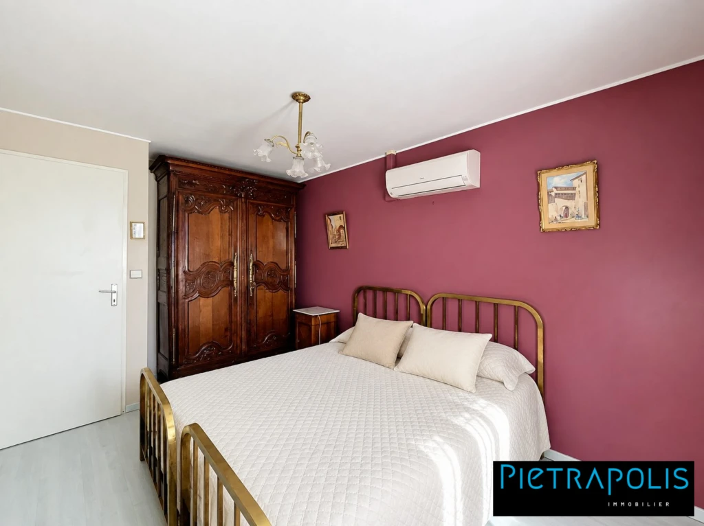 Chambre 3 auttre angle