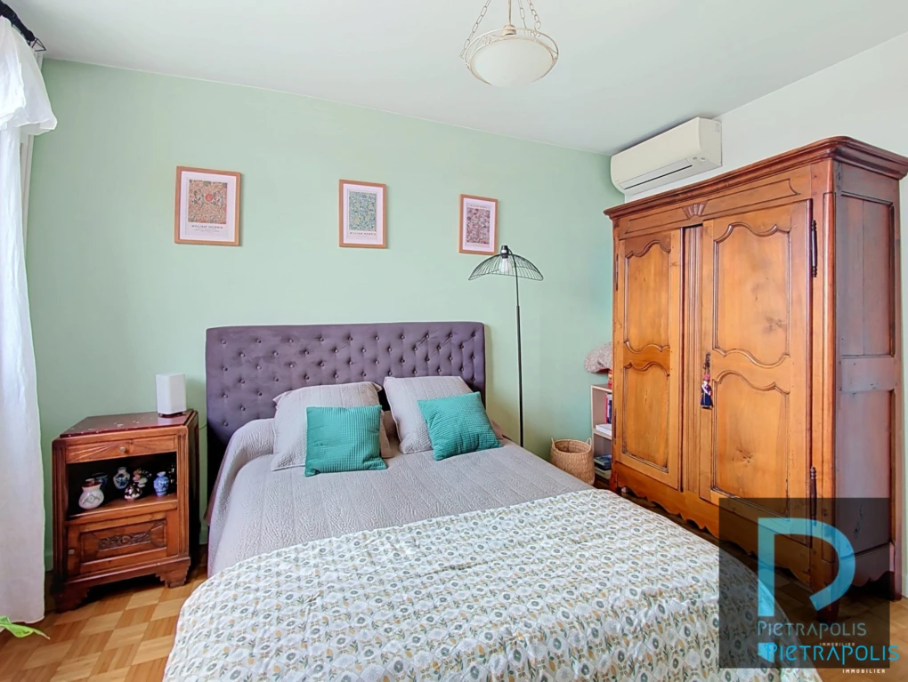 CHAMBRE climatisée