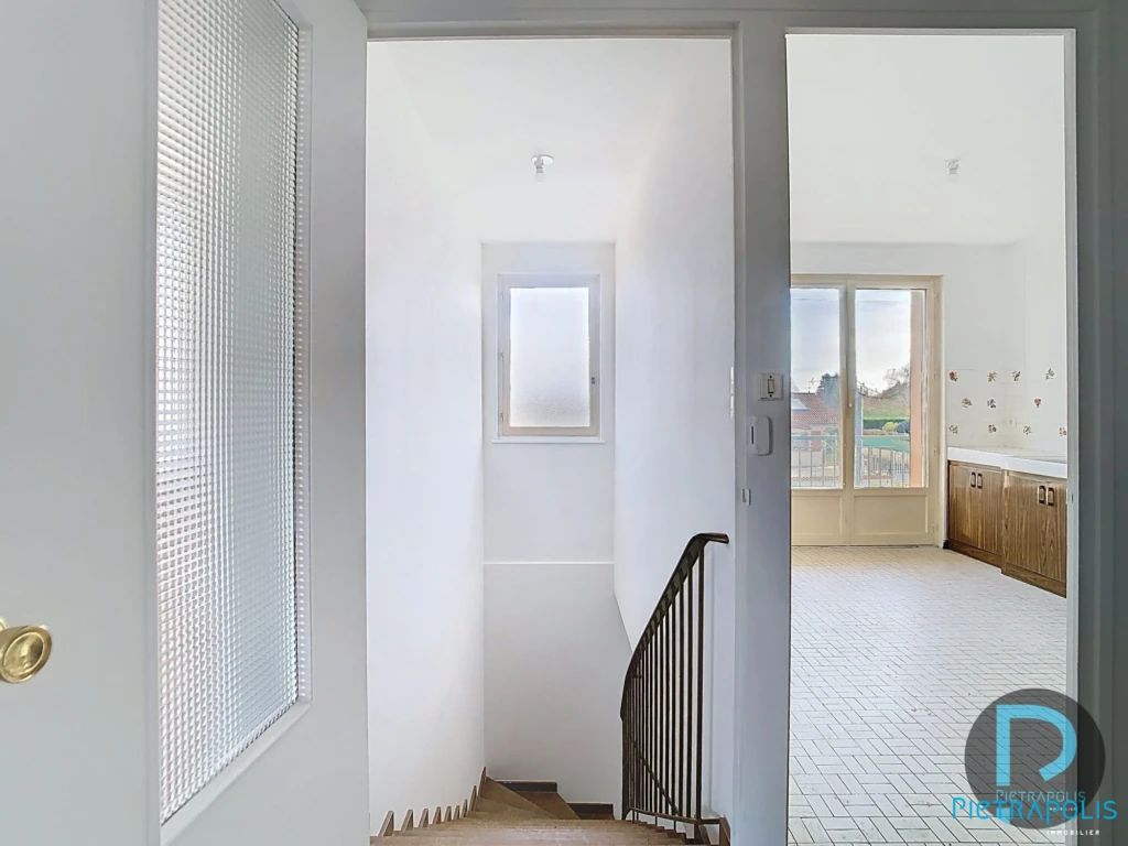 acces etage maison St Cyr sur Menthon
