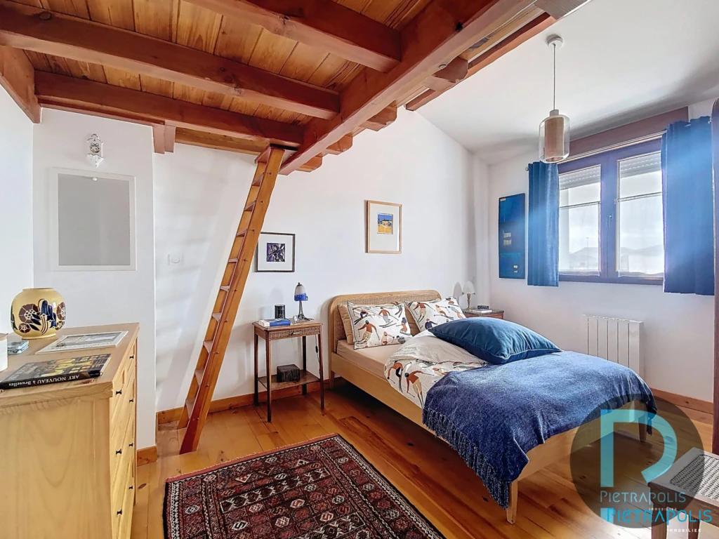 CHAMBRE 2 avec mezzanine