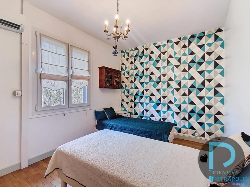 CHAMBRE 2 avec split mural
