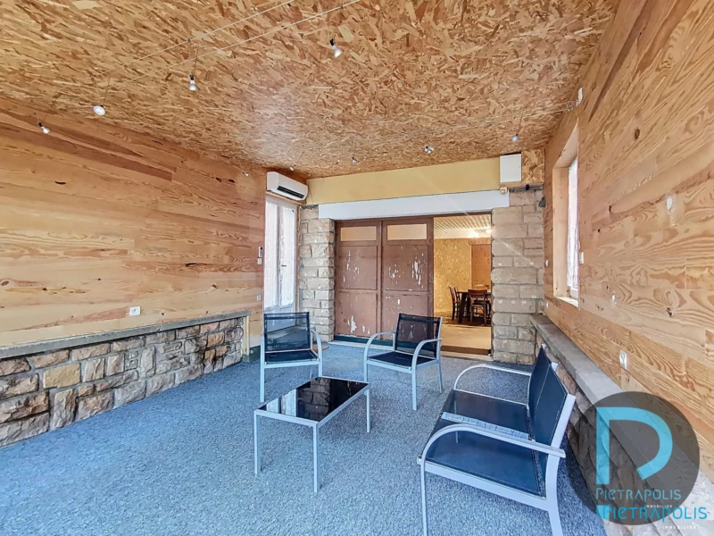 BUREAU ou VERANDA RDC climatisation