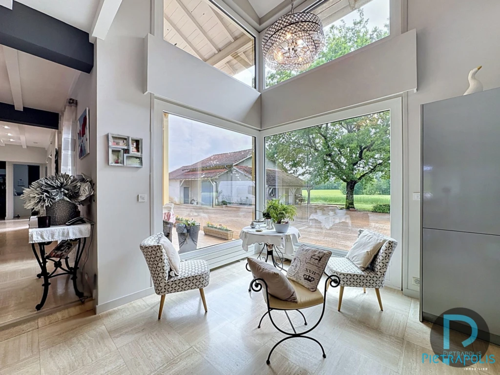 maison à vendre MONTRACOL - salon salle à manger