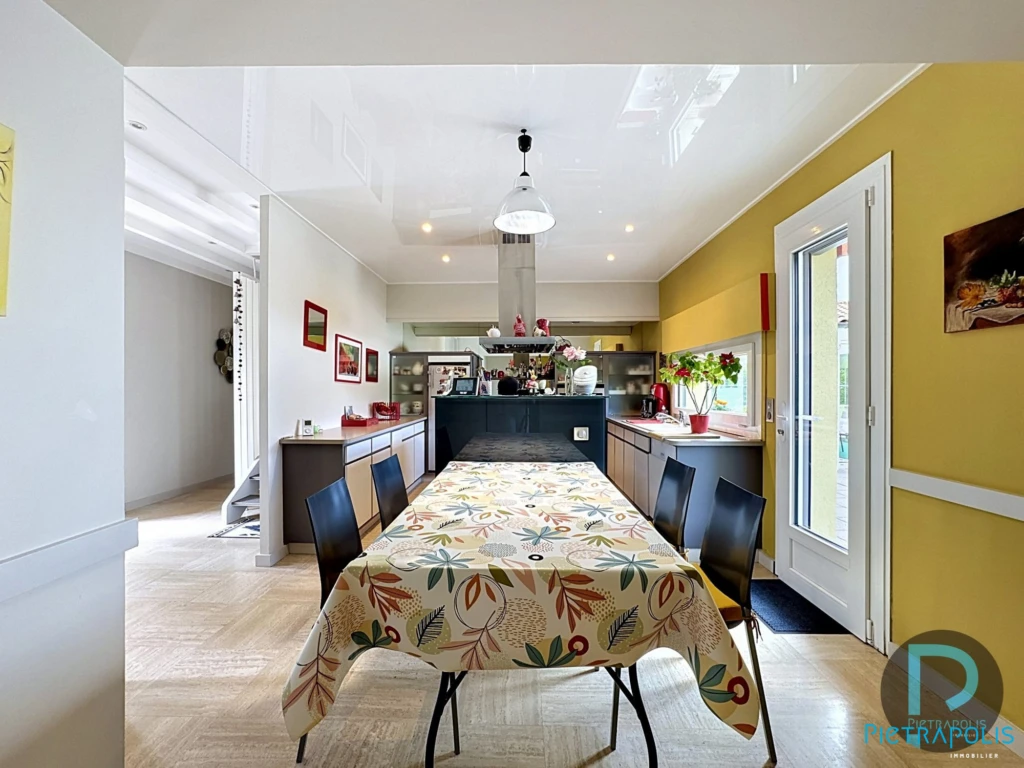 maison à vendre MONTRACOL - cuisine