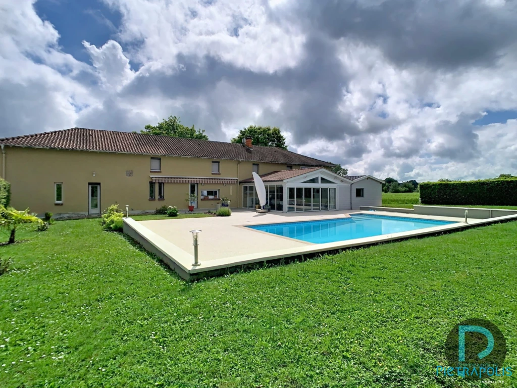 maison à vendre MONTRACOL - exterieur