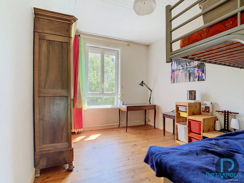 maison BOURG chambre1