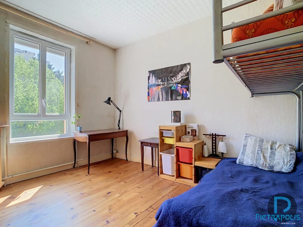 maison BOURG chambre1
