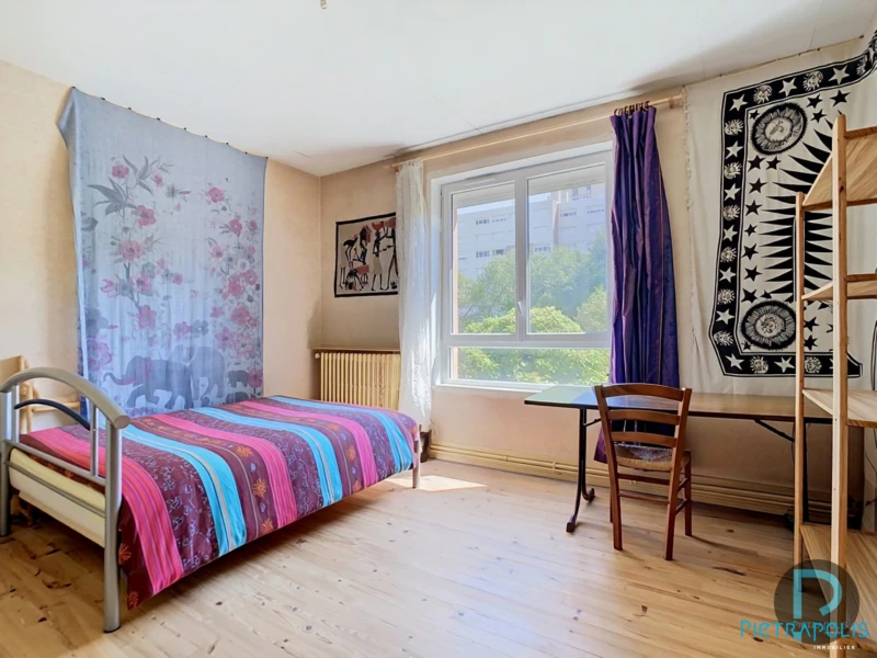 maison BOURG chambre2