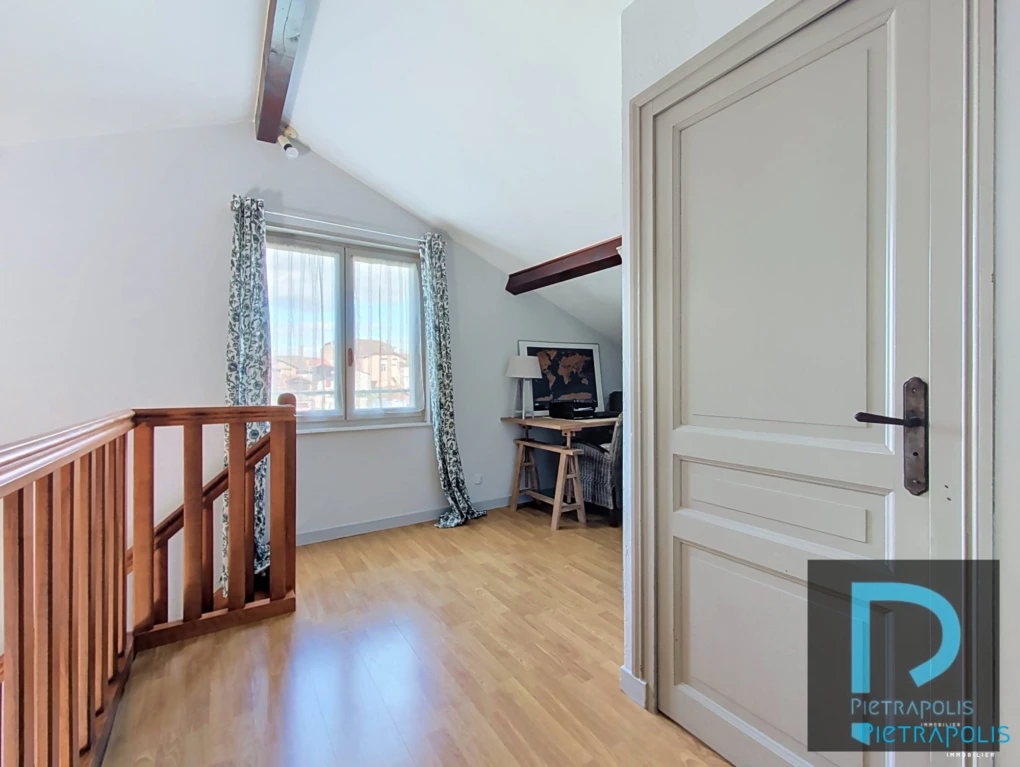 BUREAU EN MEZZANINE