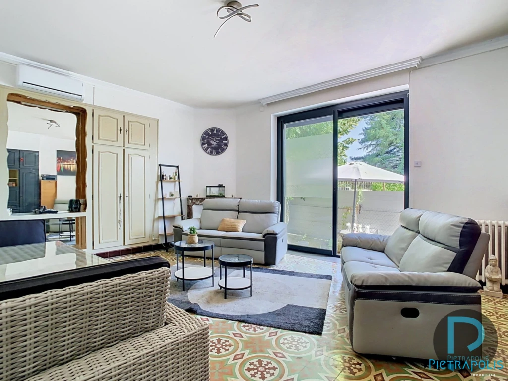 MAISON A VENDRE JASSERON - SALON