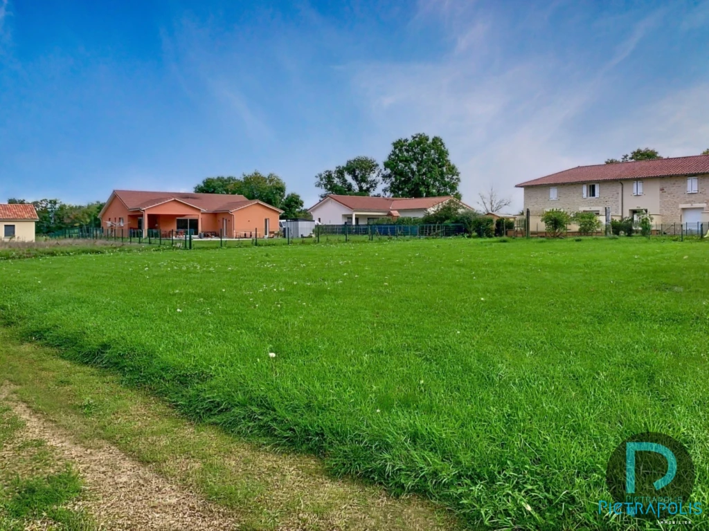 a vendre st benigne - terrain