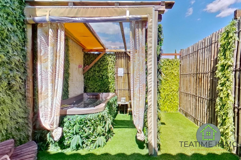Jacuzzi privatif extérieur La Farlède