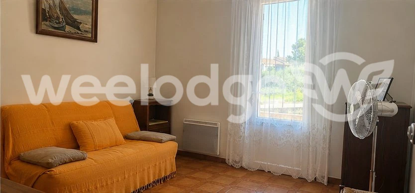 CHAMBRE RDC ou BUREAU 11m2