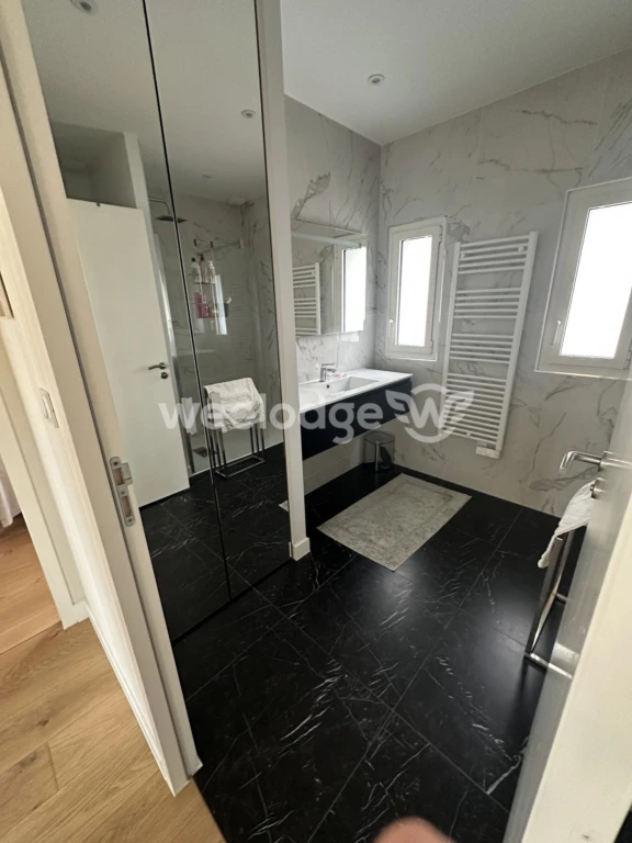 SALLE DE DOUCHE