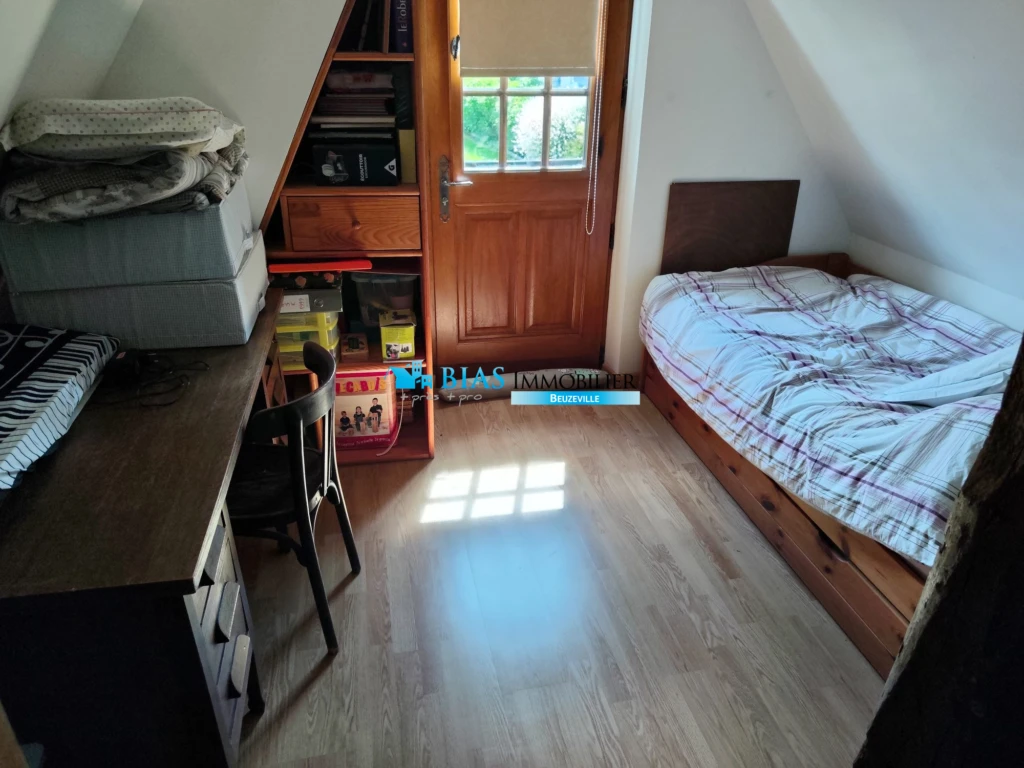 chambre 2 acces par ch 1