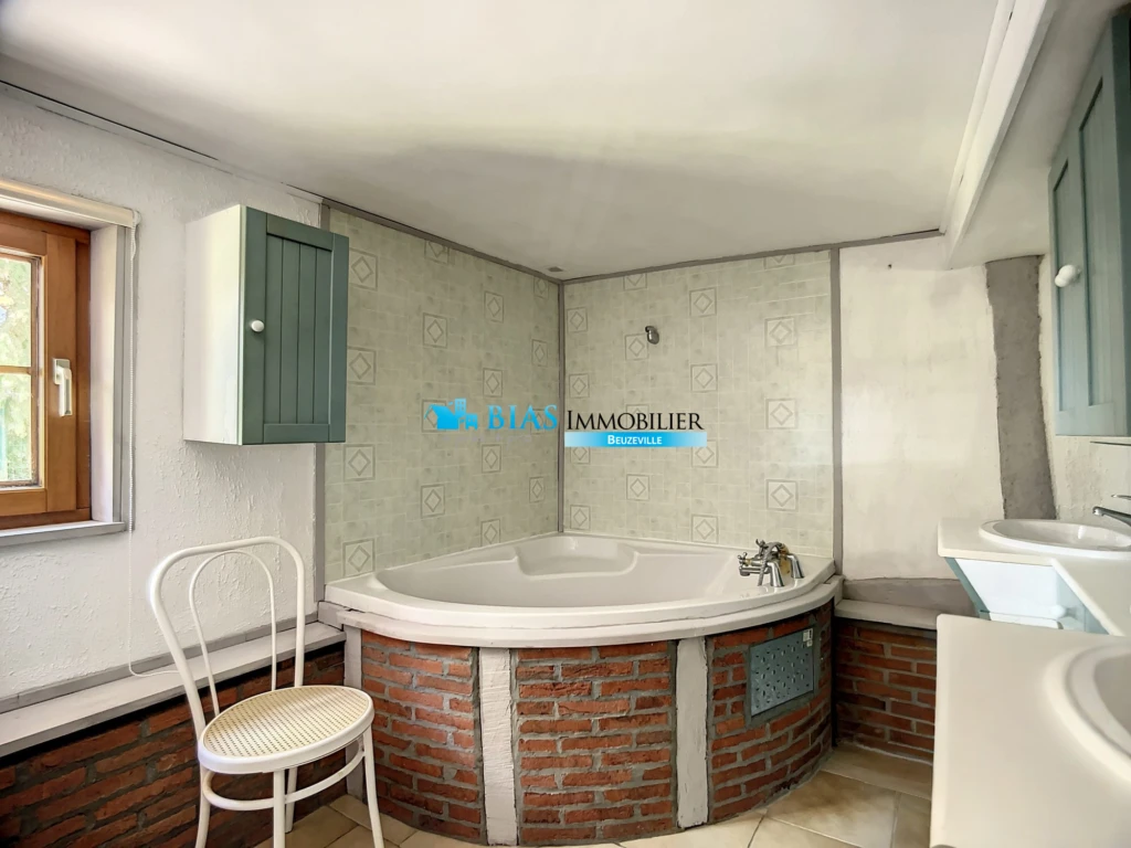 salle de bains rdc