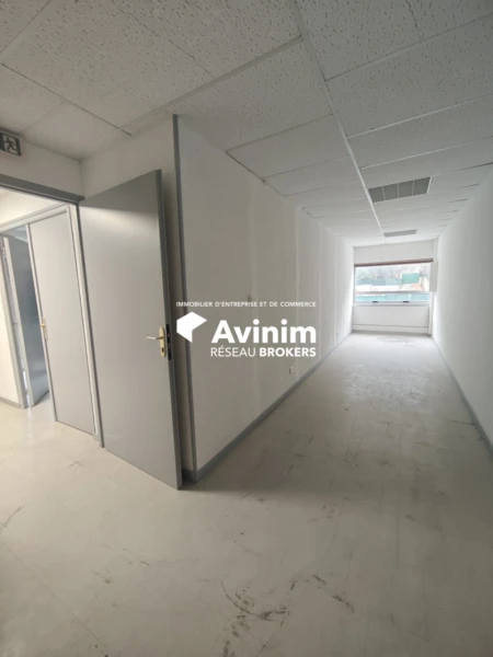 Bureau 18m2 au 1er étage