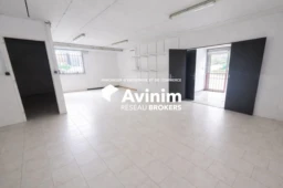 Entrepôt 80m2 au RDC
