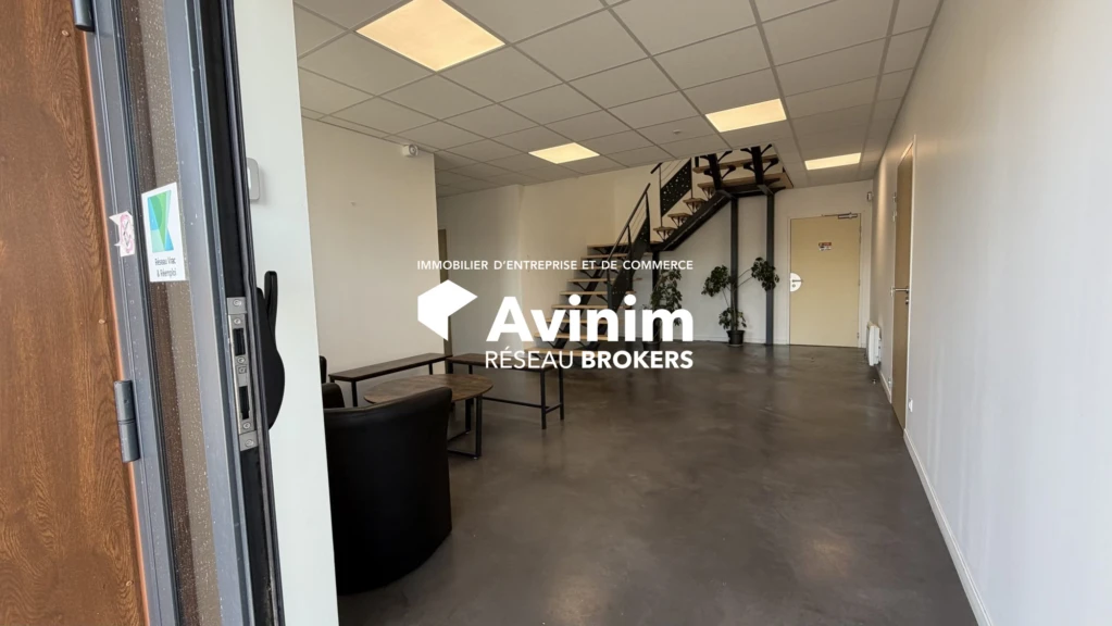 Accueil et accès bureaux et locaux industriels