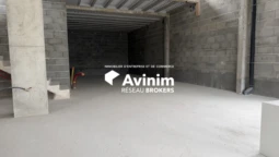 surface commerciale RDC 105 m2