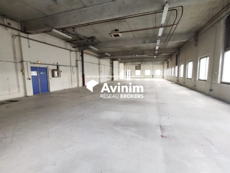 LOT 453m²