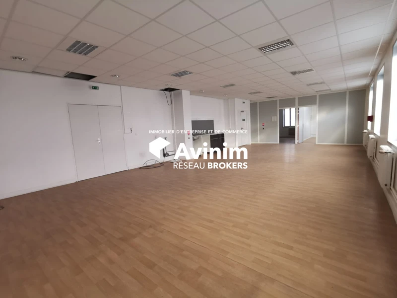 LOT 570m²