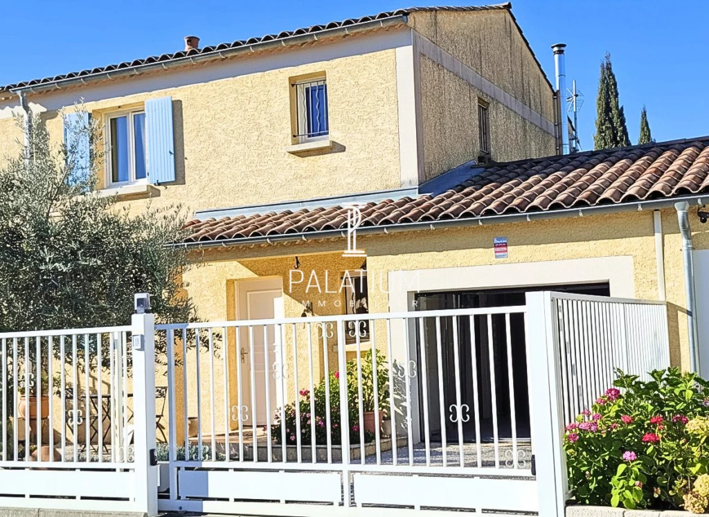 Façade