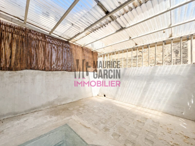 VENTE ACHAT IMMOBILIER MAISON DE VILLE VILLAGE CAVAILLON LUBERON 2 CHAMBRES PIERRES MAURICE GARCIN FLORENE TOLEDO