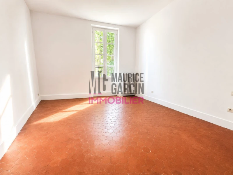 VENTE ACHAT IMMOBILIER MAISON DE VILLE VILLAGE CAVAILLON LUBERON 2 CHAMBRES PIERRES MAURICE GARCIN FLORENE TOLEDO