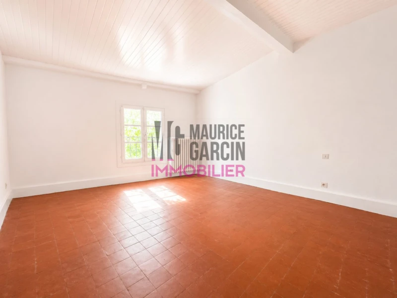 VENTE ACHAT IMMOBILIER MAISON DE VILLE VILLAGE CAVAILLON LUBERON 2 CHAMBRES PIERRES MAURICE GARCIN FLORENE TOLEDO