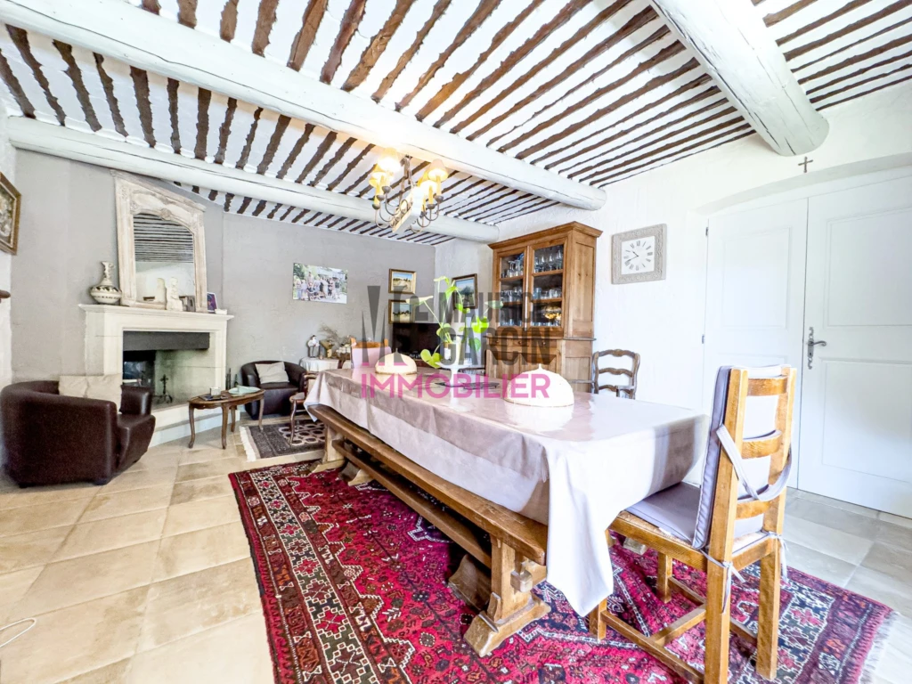 A vendre, à acheter, achat Maison 8 pièces 84220 JOUCAS