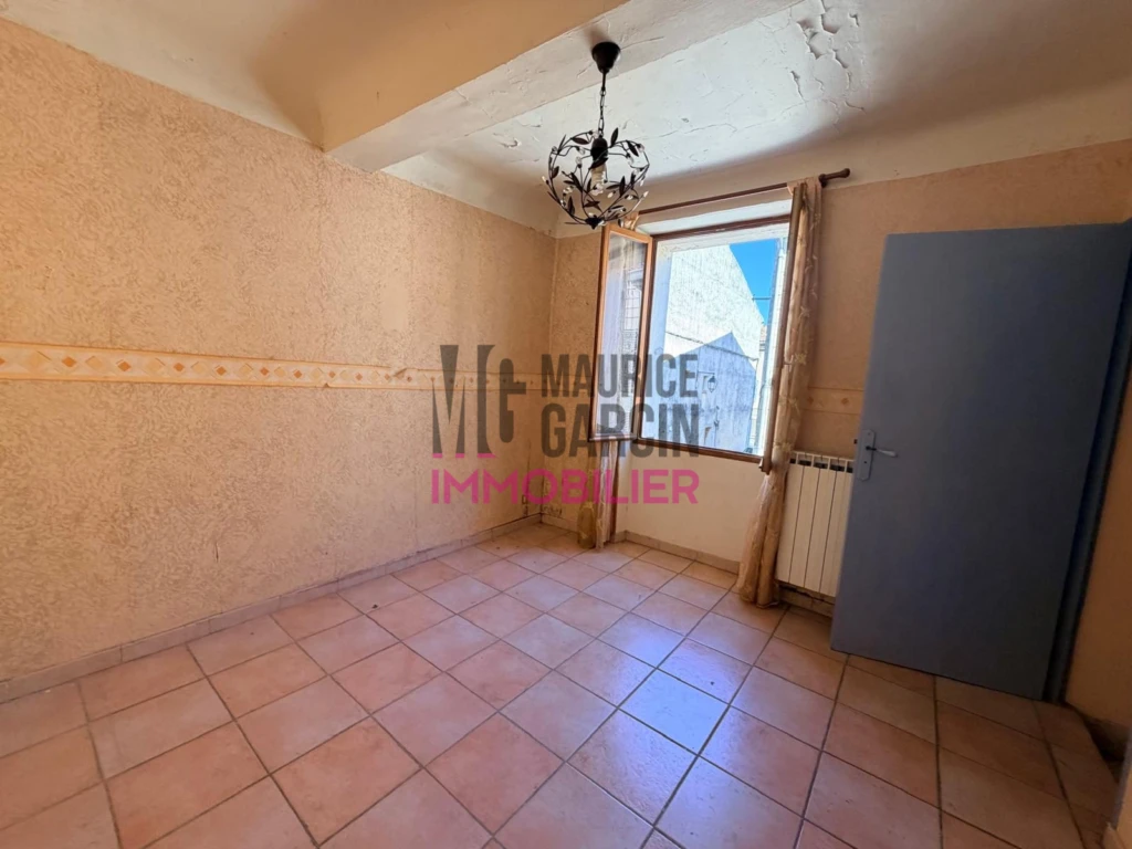 A vendre, à acheter, maison 4 pièces 13350 CHARLEVAL