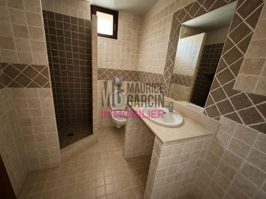 A vendre, à acheter, maison 4 pièces 13350 CHARLEVAL