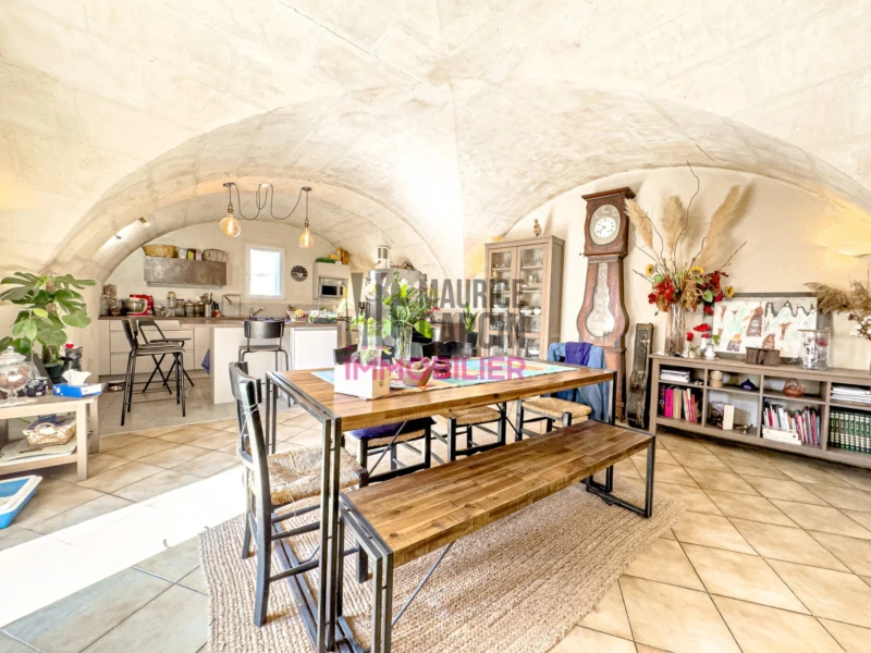 Maison, 7 pièces 13690 Graveson