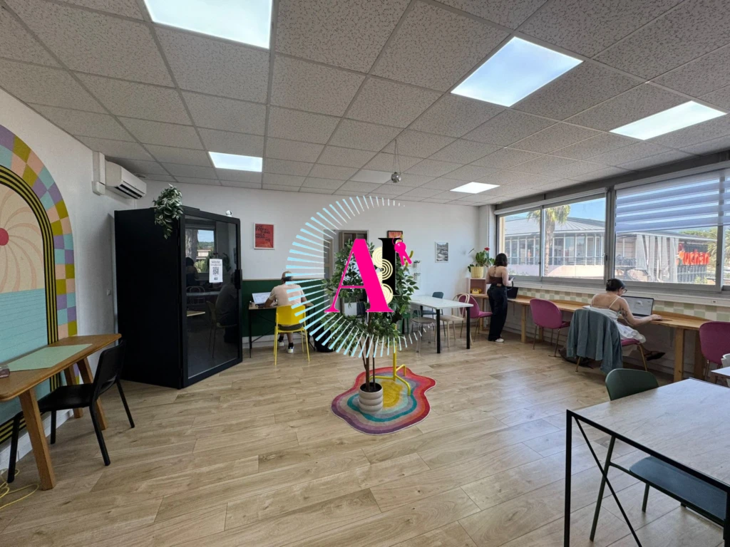 Espace coworking et réunion réseau
