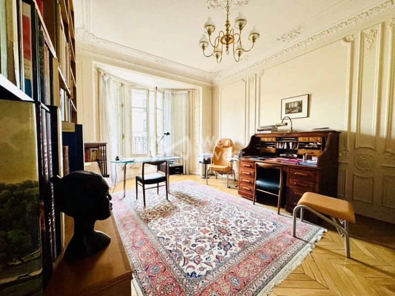 Chambre 1 (actuel bureau)