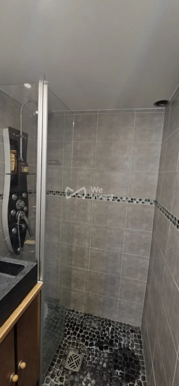 salle d'eau rdc