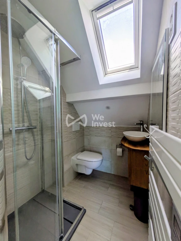 Salle d'eau 2 / W.C