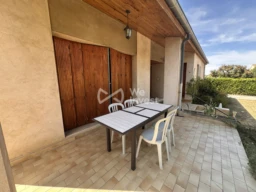 TERRASSE AVANT