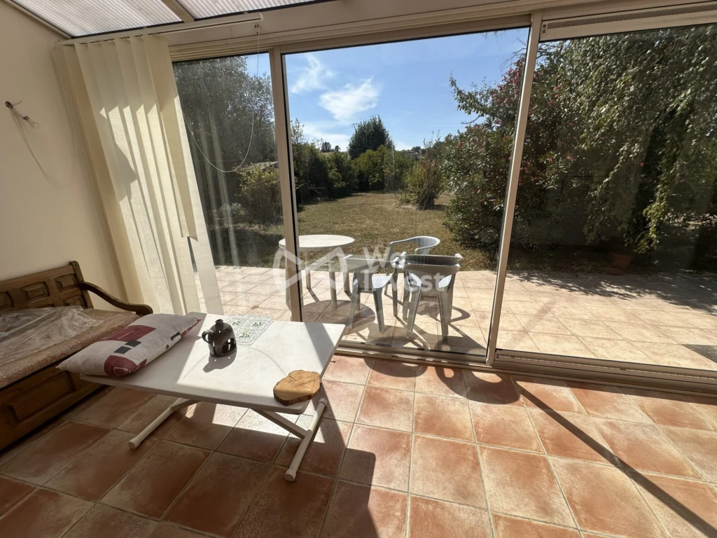 VERANDA