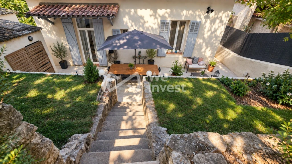 Façade maison côté jardin