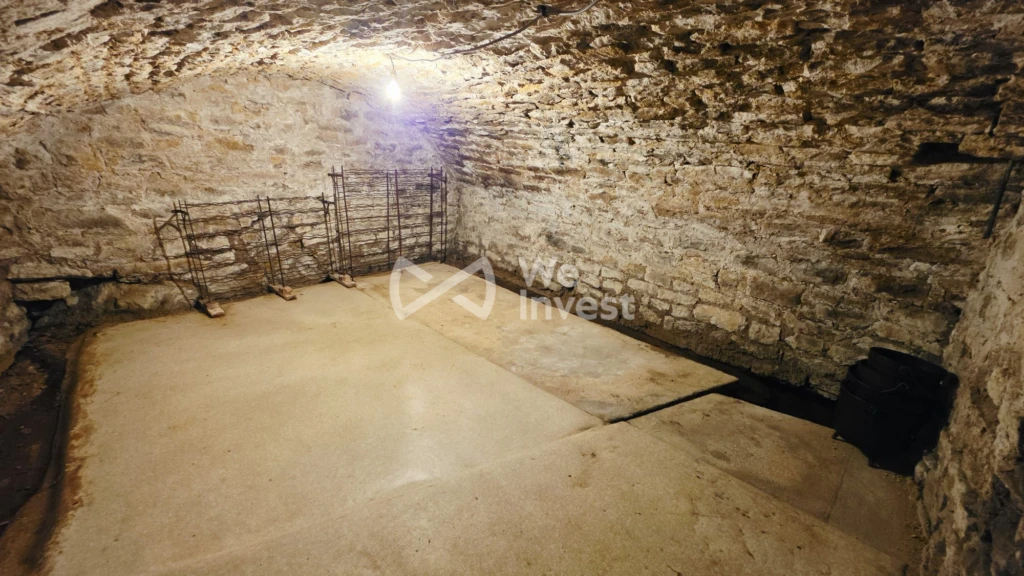 cave