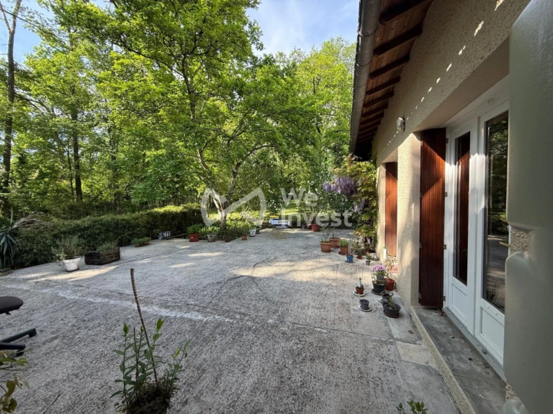 TERRASSE ARRIERE