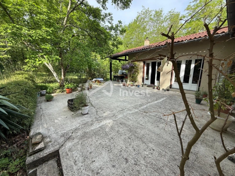 TERRASSE ARRIERE