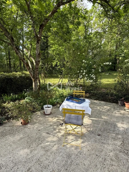TERRASSE ARRIERE COIN COSY