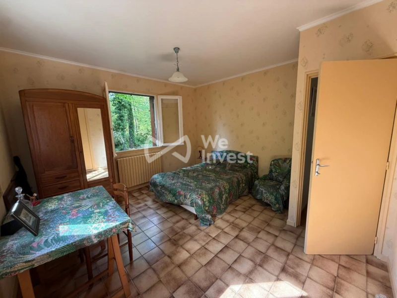 CHAMBRE 4
