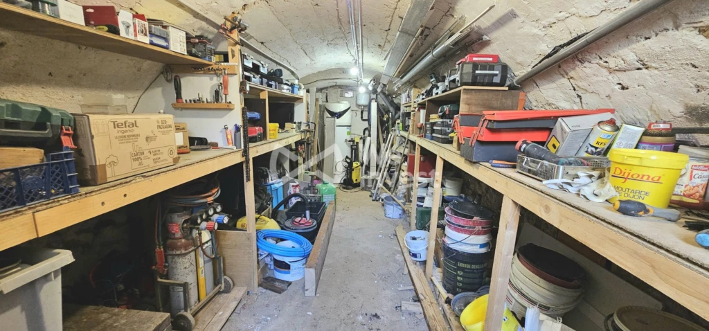 Cave 1