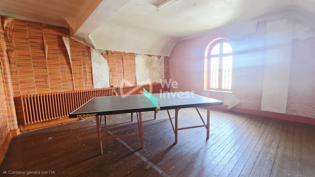 chambre 5 à rénover de +/- 26m²